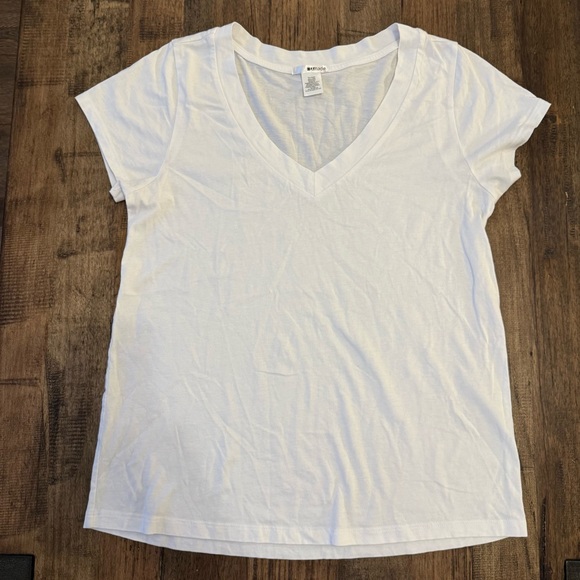LAmade White V-Neck Women's Short Sleeve Top L - Picture 2 of 5